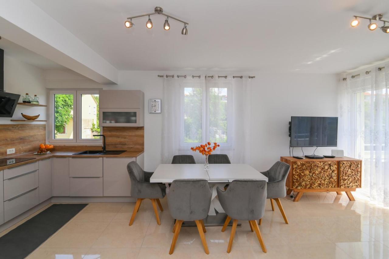 Apartman Iskra Apartment Rijeka Luaran gambar